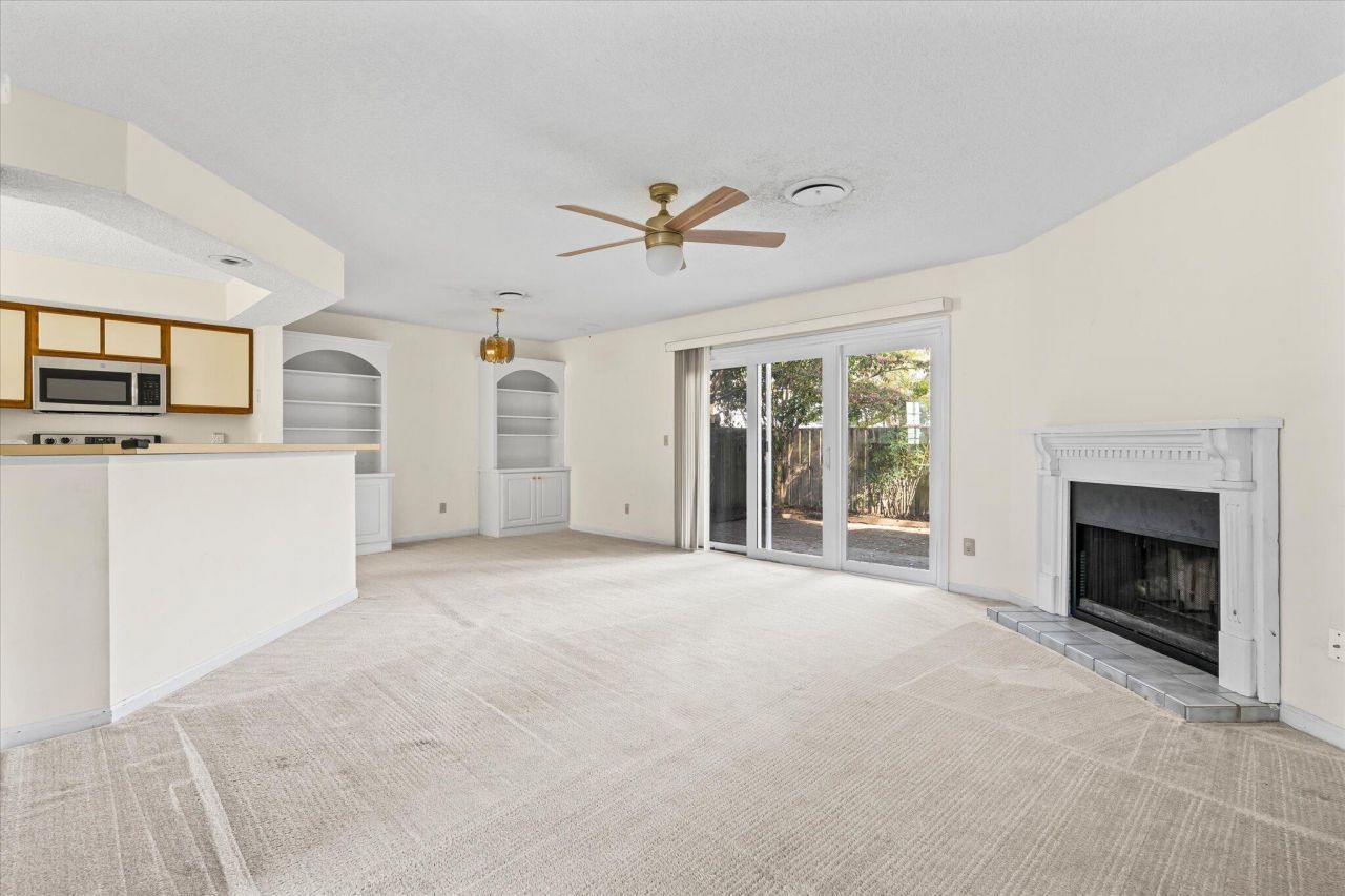 1150 Monaco Drive Photo 2