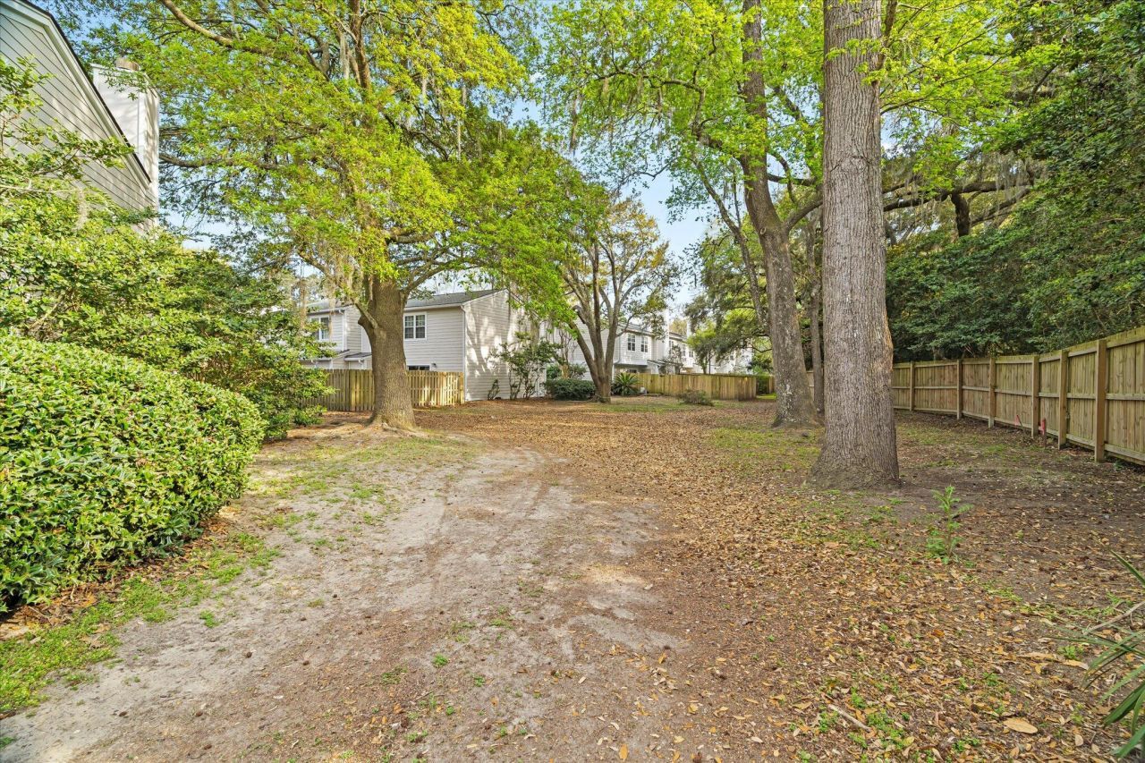 1150 Monaco Drive Photo 21