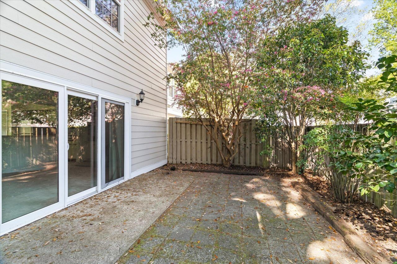 1150 Monaco Drive Photo 6