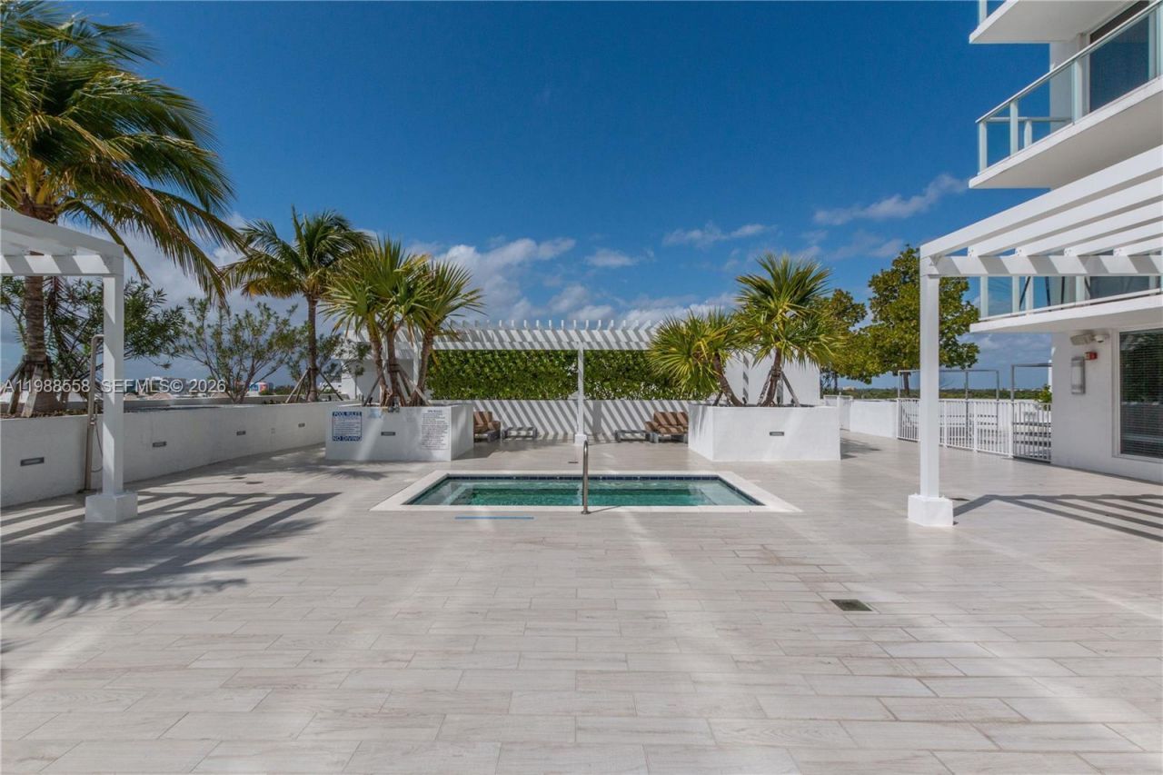 4250 Biscayne Blvd , Unit 1205, Miami, FL 33137 Photo