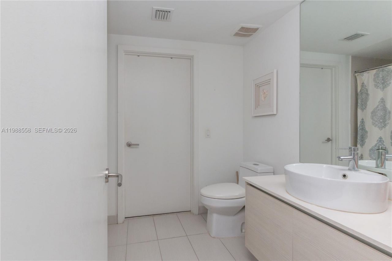 4250 Biscayne Blvd , Unit 1205, Miami, FL 33137 Photo