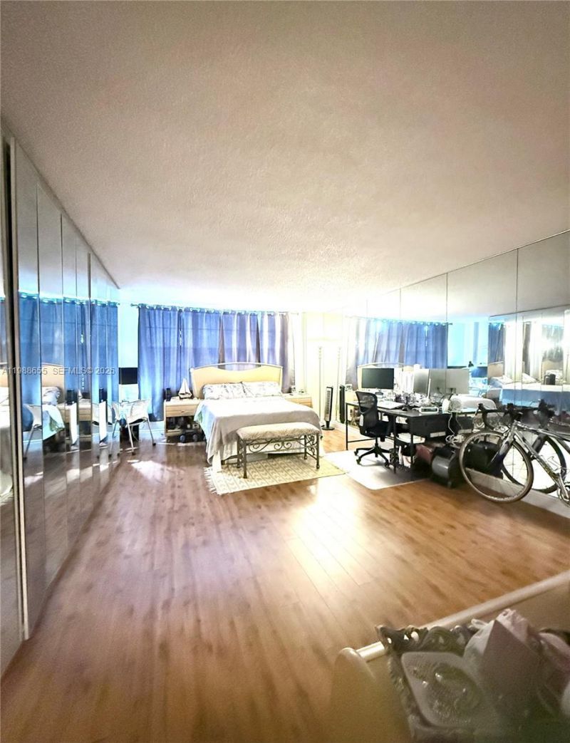 10000 W Bay Harbor Dr, Unit PH4, Bay Harbor Islands, FL 33154 Photo