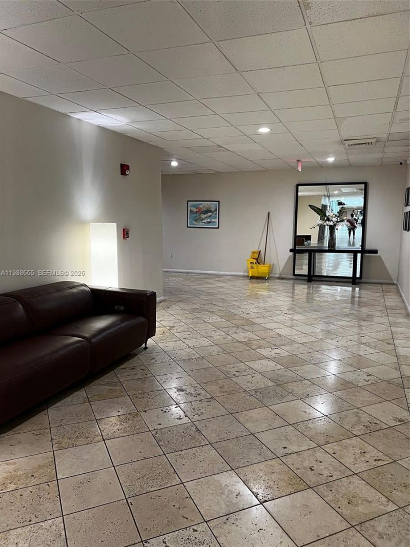 10000 W Bay Harbor Dr, Unit PH4, Bay Harbor Islands, FL 33154 Photo