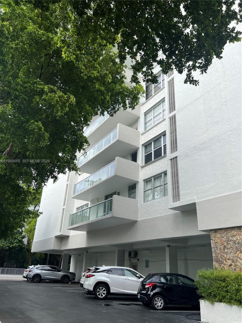 10000 W Bay Harbor Dr, Unit PH4, Bay Harbor Islands, FL 33154 Photo