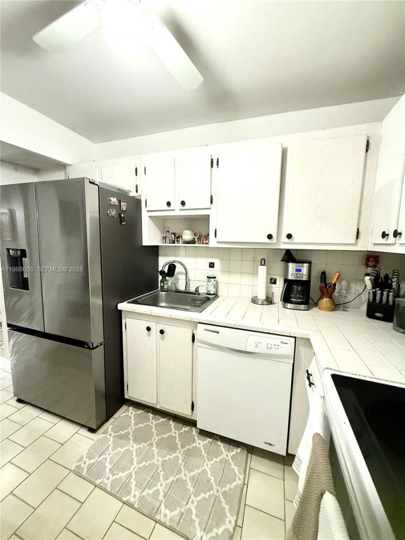 10000 W Bay Harbor Dr, Unit PH4, Bay Harbor Islands, FL 33154 Photo