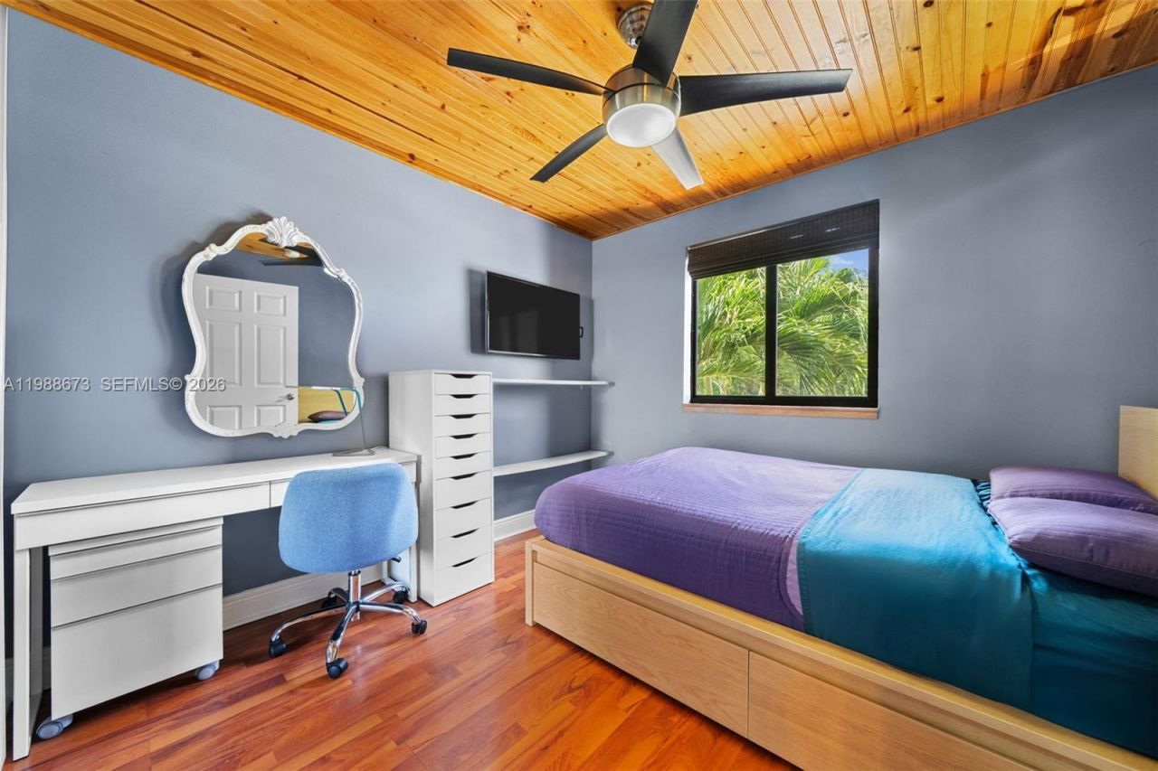 14888 SW 140th St , Miami, FL 33196 Photo