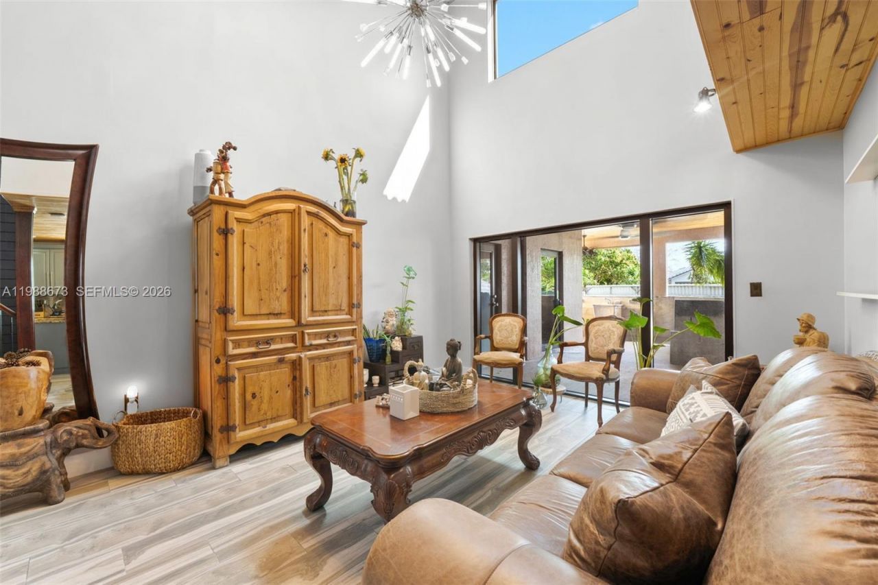 14888 SW 140th St , Miami, FL 33196 Photo