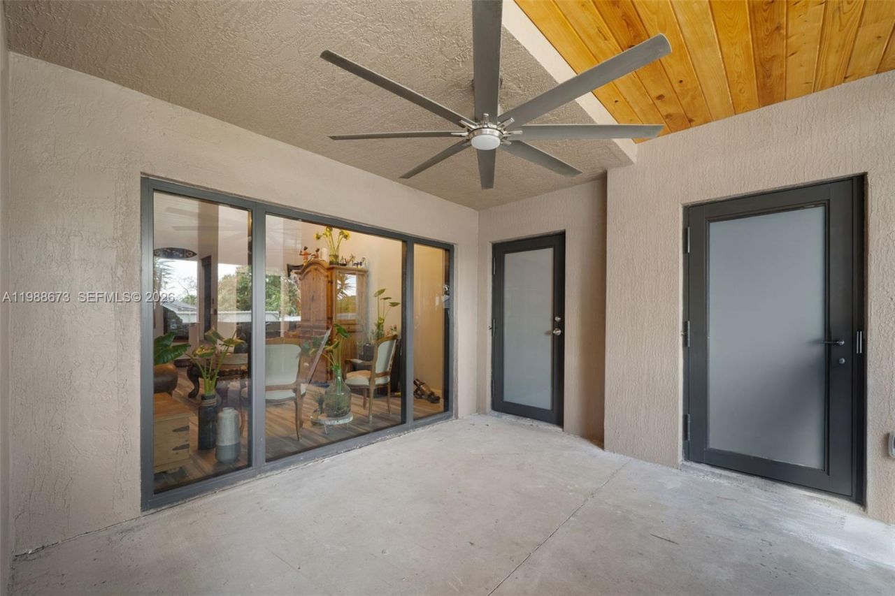 14888 SW 140th St , Miami, FL 33196 Photo