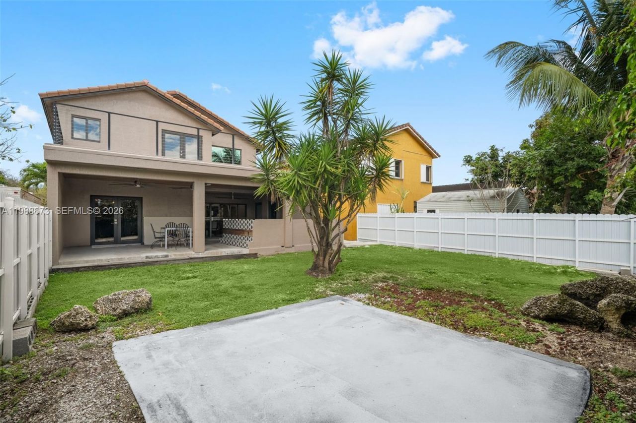 14888 SW 140th St , Miami, FL 33196 Photo