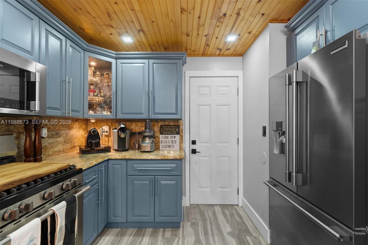 14888 SW 140th St , Miami, FL 33196 Photo