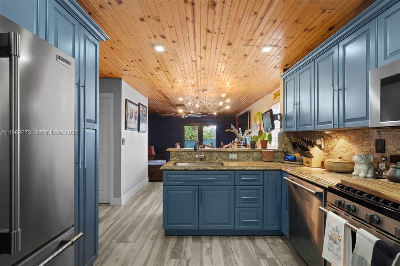 14888 SW 140th St , Miami, FL 33196 Photo