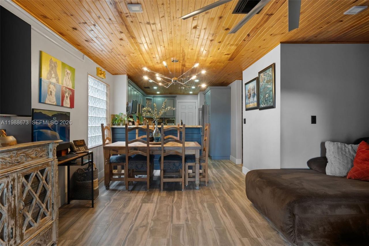 14888 SW 140th St , Miami, FL 33196 Photo