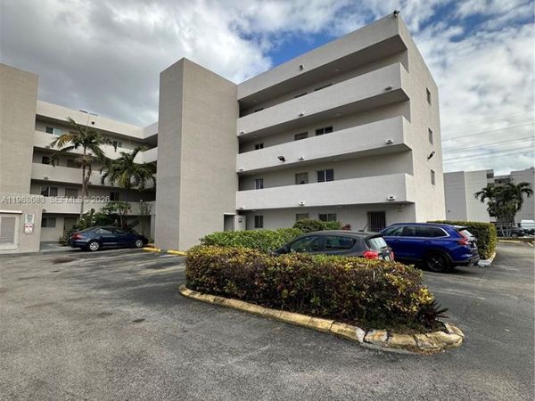 6091 W 22nd Ct , Unit 408, Hialeah, FL 33016