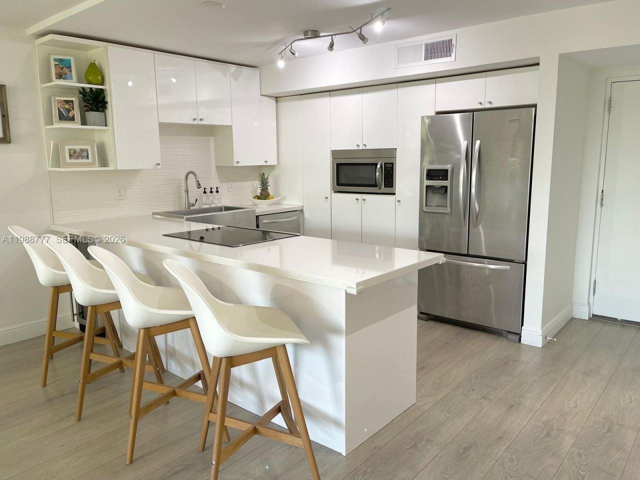 101 Ocean Lane Dr , Unit 304, Key Biscayne, FL 33149 Photo