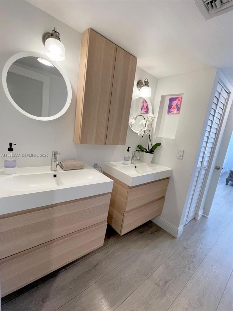 101 Ocean Lane Dr , Unit 304, Key Biscayne, FL 33149 Photo