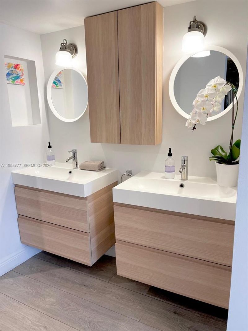 101 Ocean Lane Dr , Unit 304, Key Biscayne, FL 33149 Photo