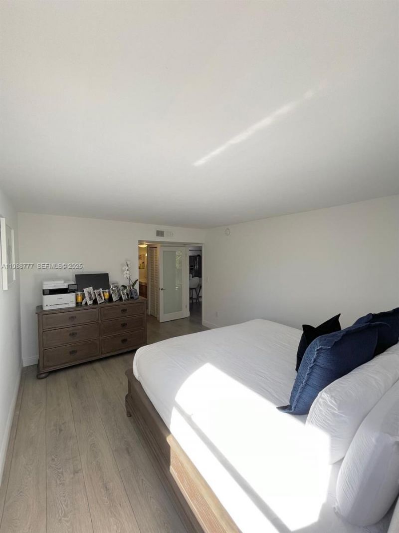 101 Ocean Lane Dr , Unit 304, Key Biscayne, FL 33149 Photo