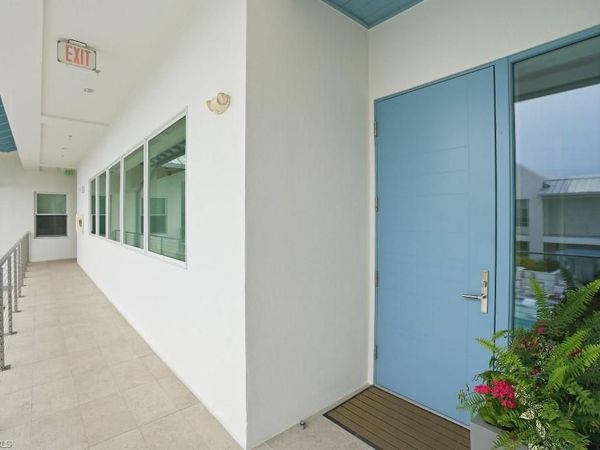 201 8th ST S, Unit 309, NAPLES, FL 34102