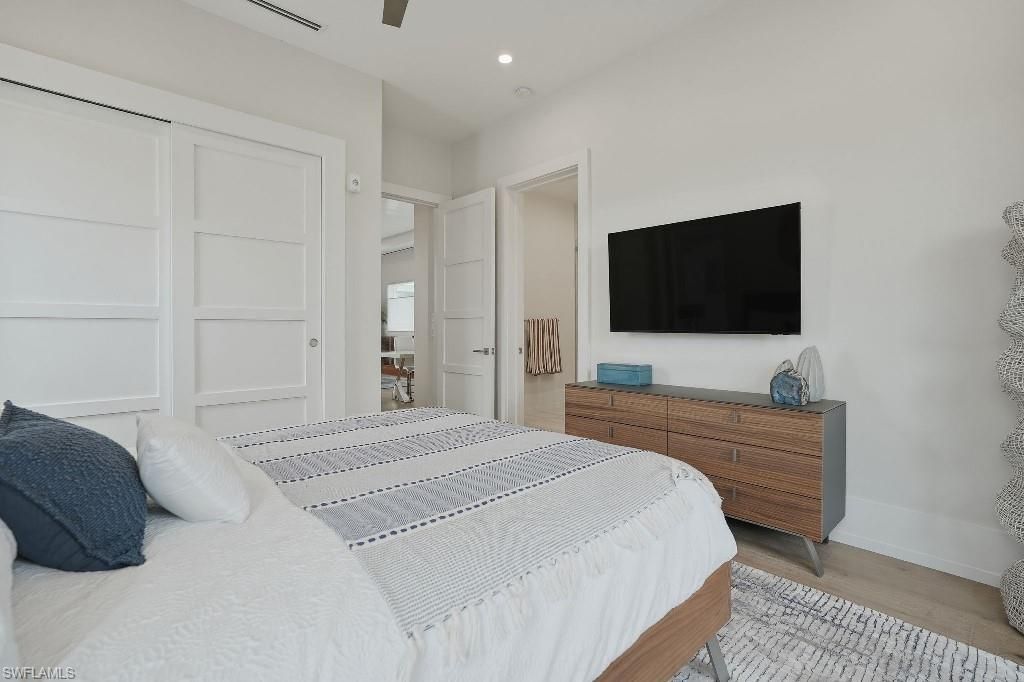 201 8th St S, Unit 309, Naples, FL 34102 Photo