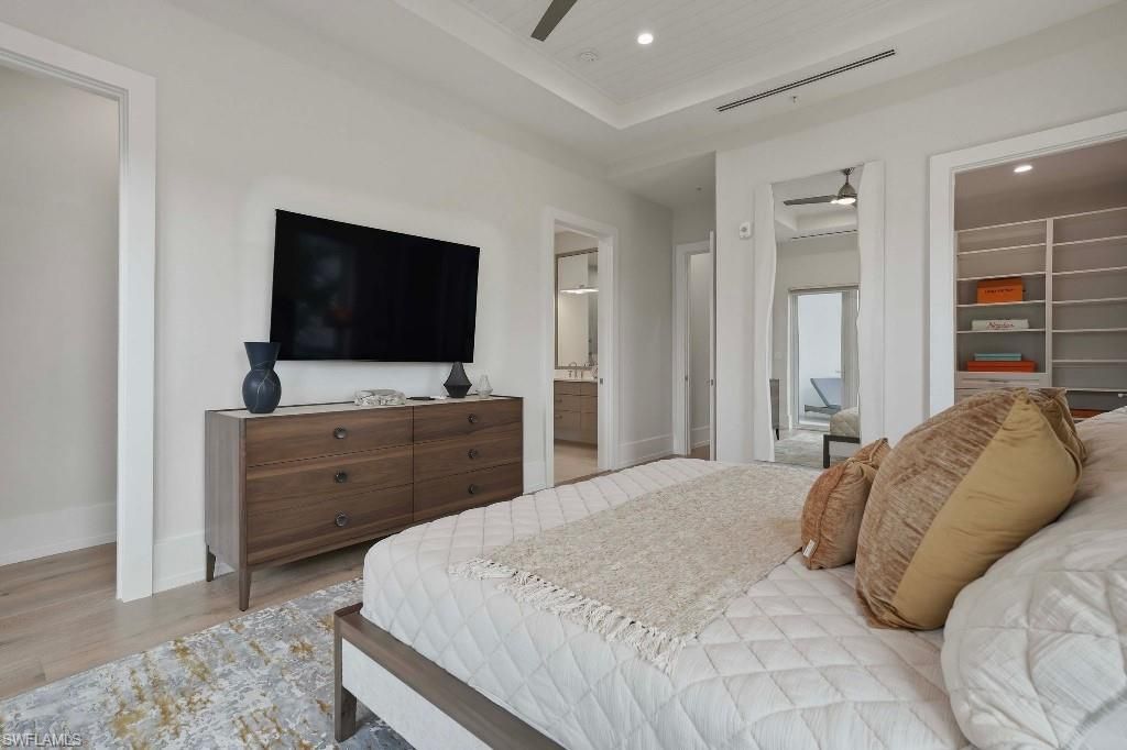 201 8th St S, Unit 309, Naples, FL 34102 Photo