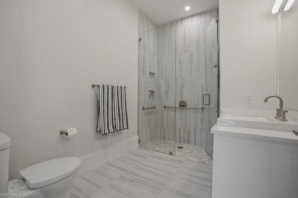 201 8th St S, Unit 309, Naples, FL 34102 Photo