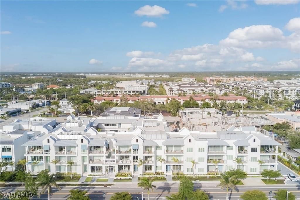 201 8th St S, Unit 309, Naples, FL 34102 Photo