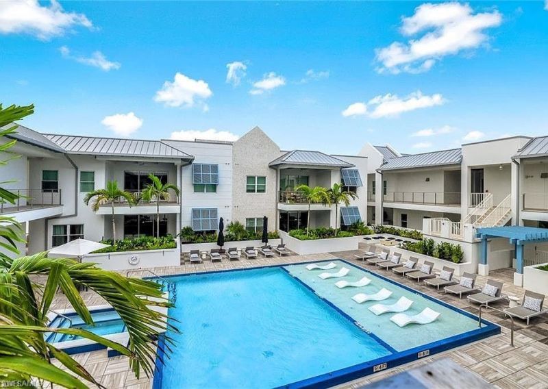 201 8th St S, Unit 309, Naples, FL 34102 Photo