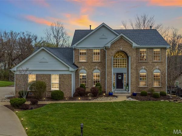 1048 Keystone Trail Drive, Wildwood, MO 63005