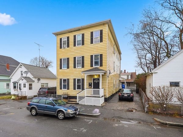 14-14 1/2 Hacker Street, Worcester, MA 01603