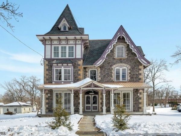 49 Park Ave, Unit 1, Madison, NJ 07940