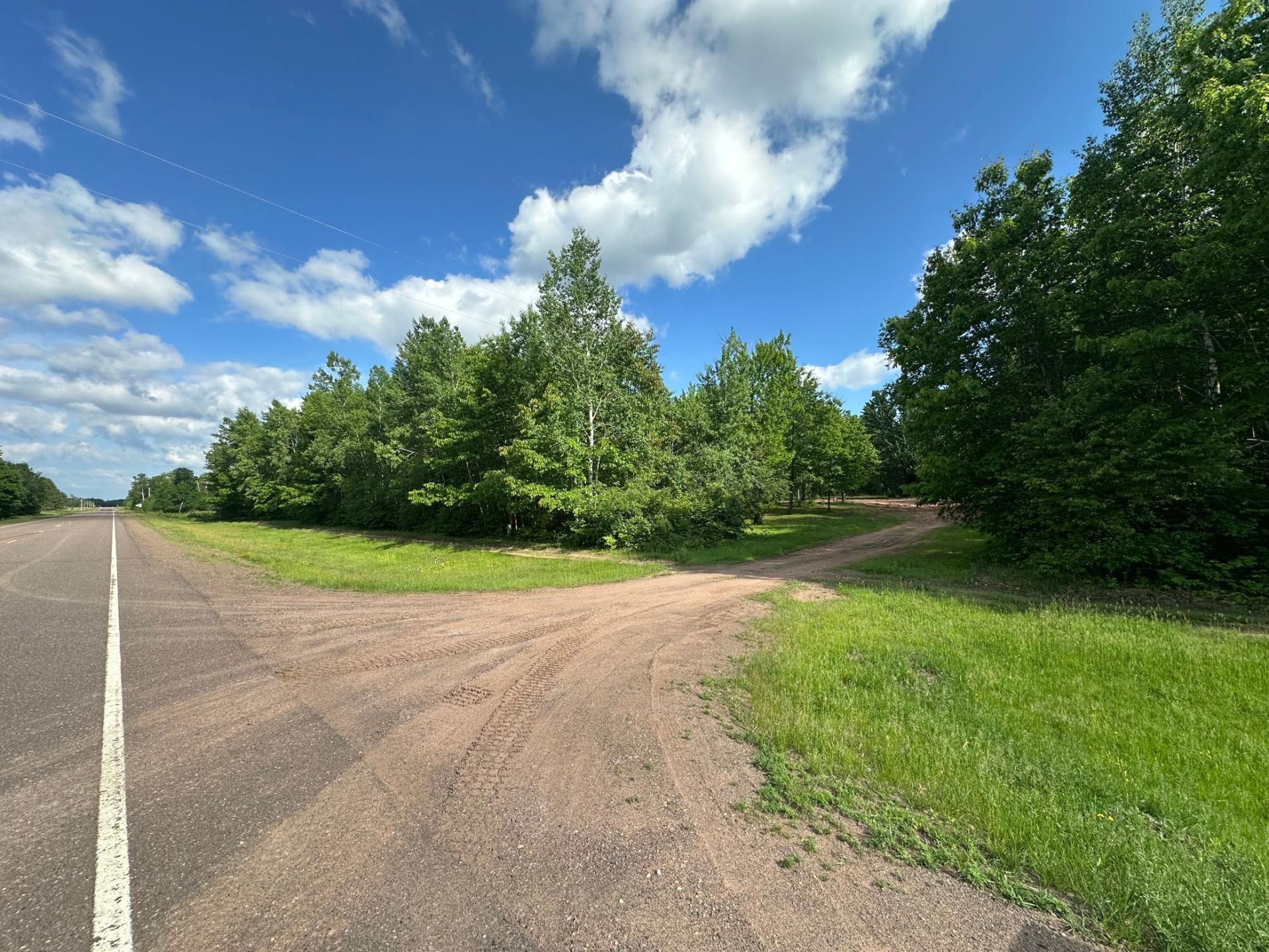 53680 Oak Leaf Road, Kerrick, MN 55756