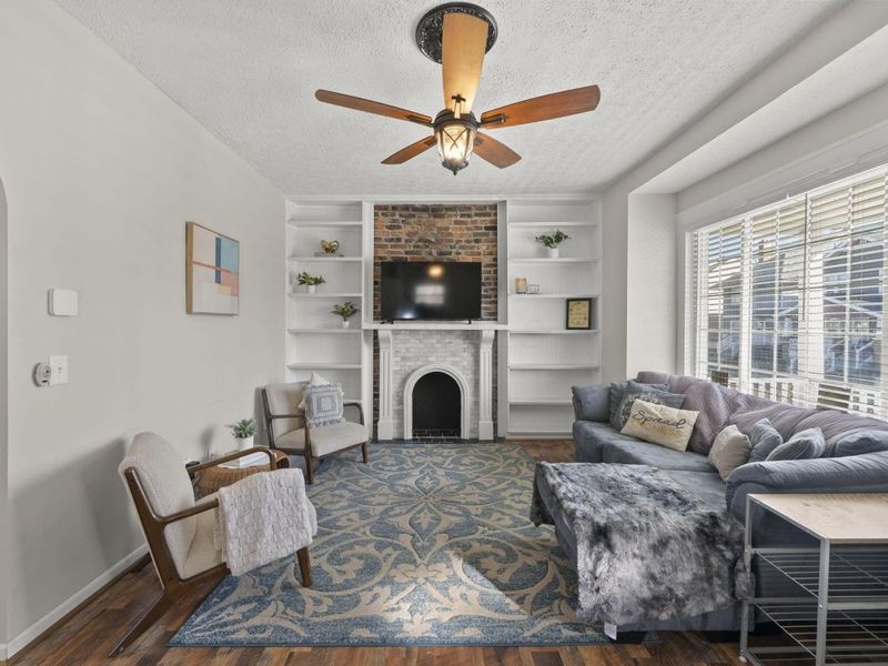 674 Stanley Avenue, Columbus, OH 43206 Photo 3