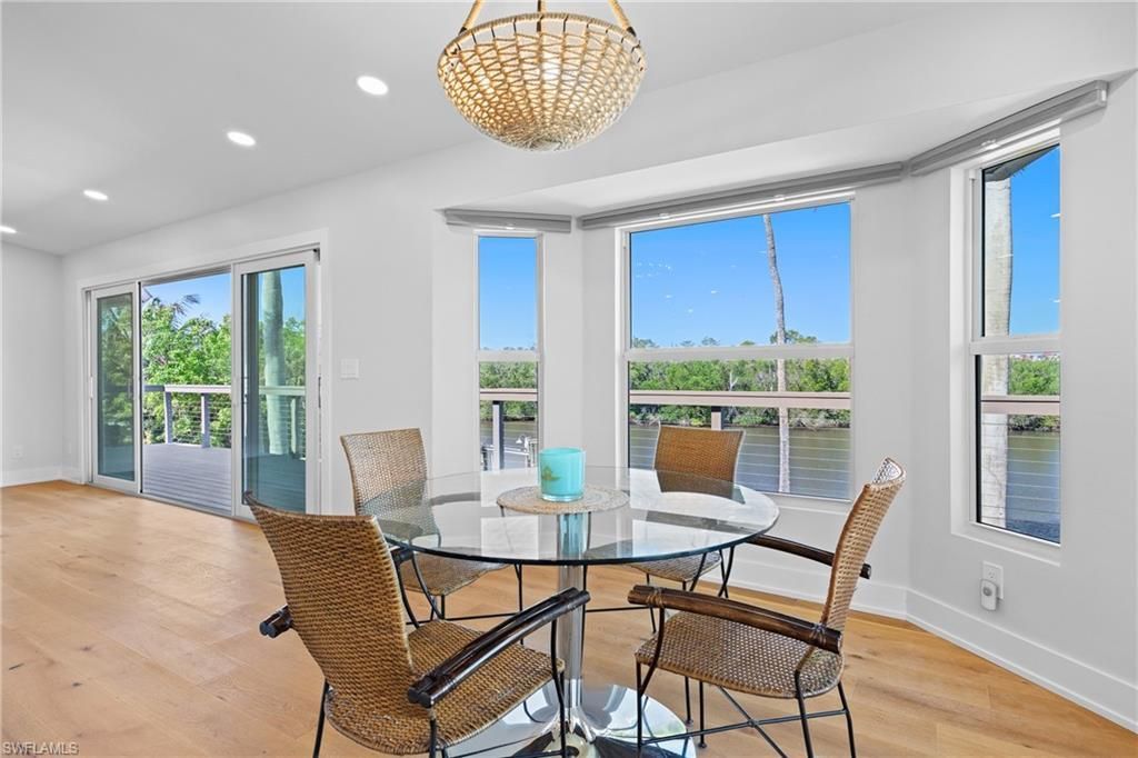 1836 Harbor Ln, Naples, FL 34104 Photo