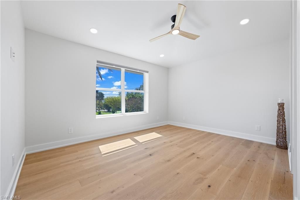 1836 Harbor Ln, Naples, FL 34104 Photo