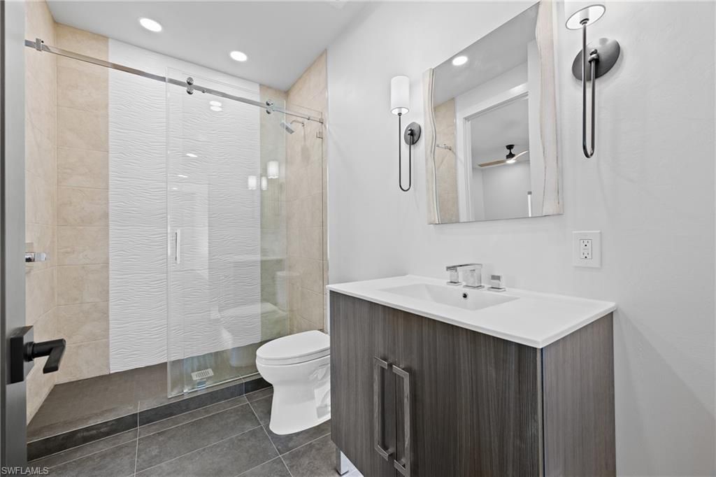 1836 Harbor Ln, Naples, FL 34104 Photo