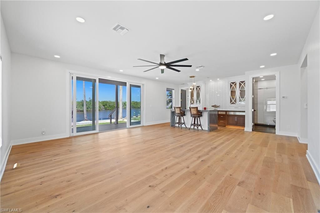 1836 Harbor Ln, Naples, FL 34104 Photo