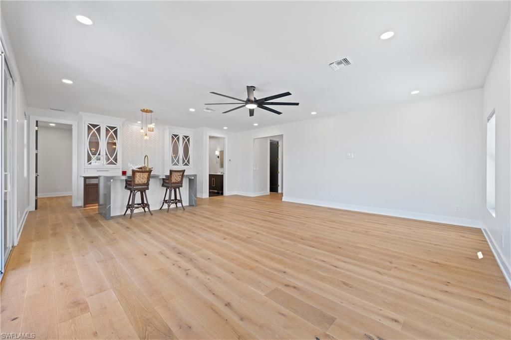 1836 Harbor Ln, Naples, FL 34104 Photo