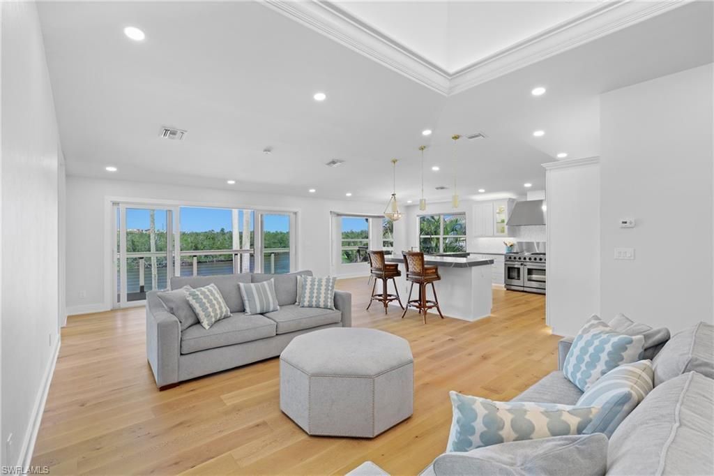 1836 Harbor Ln, Naples, FL 34104 Photo