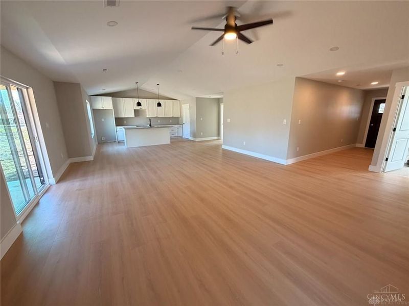 742R Odenwald Drive, Fayetteville, OH 45118 Photo 3