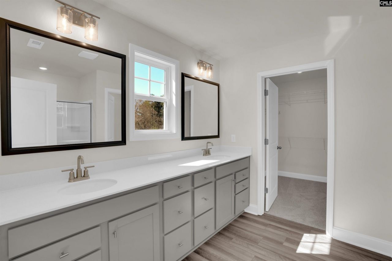 618 Griffon Drive  Photo 21