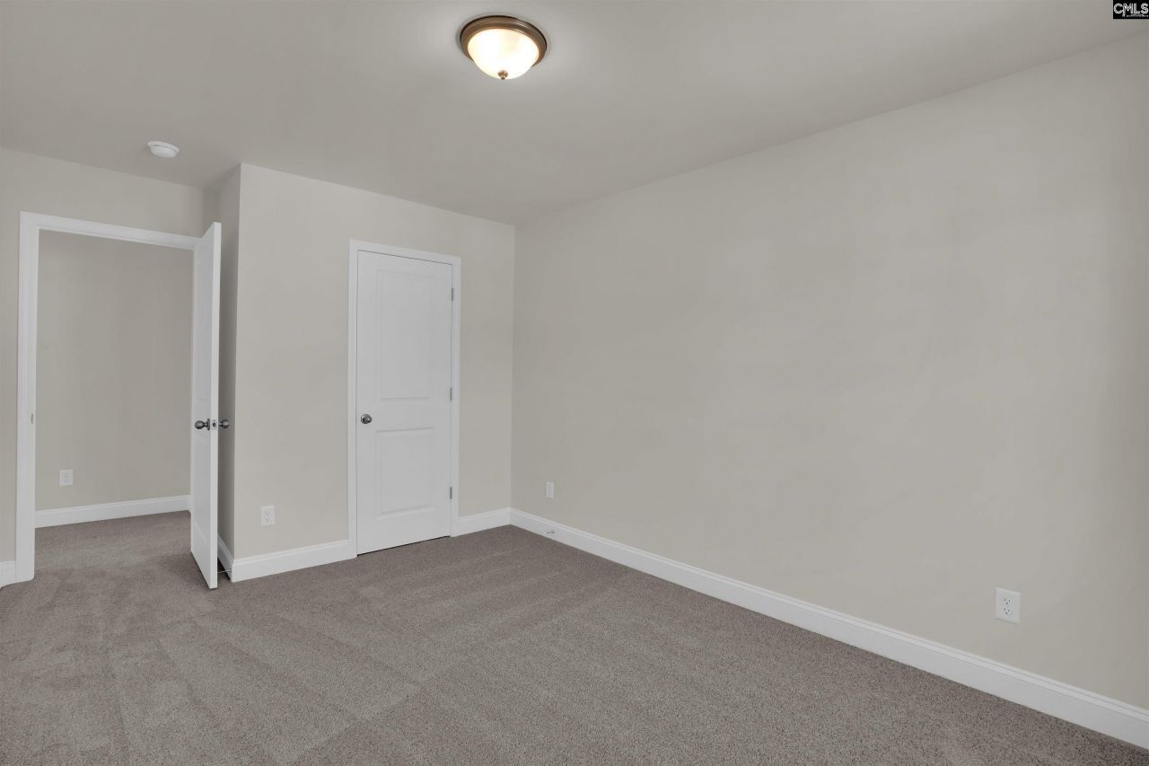 618 Griffon Drive  Photo 31