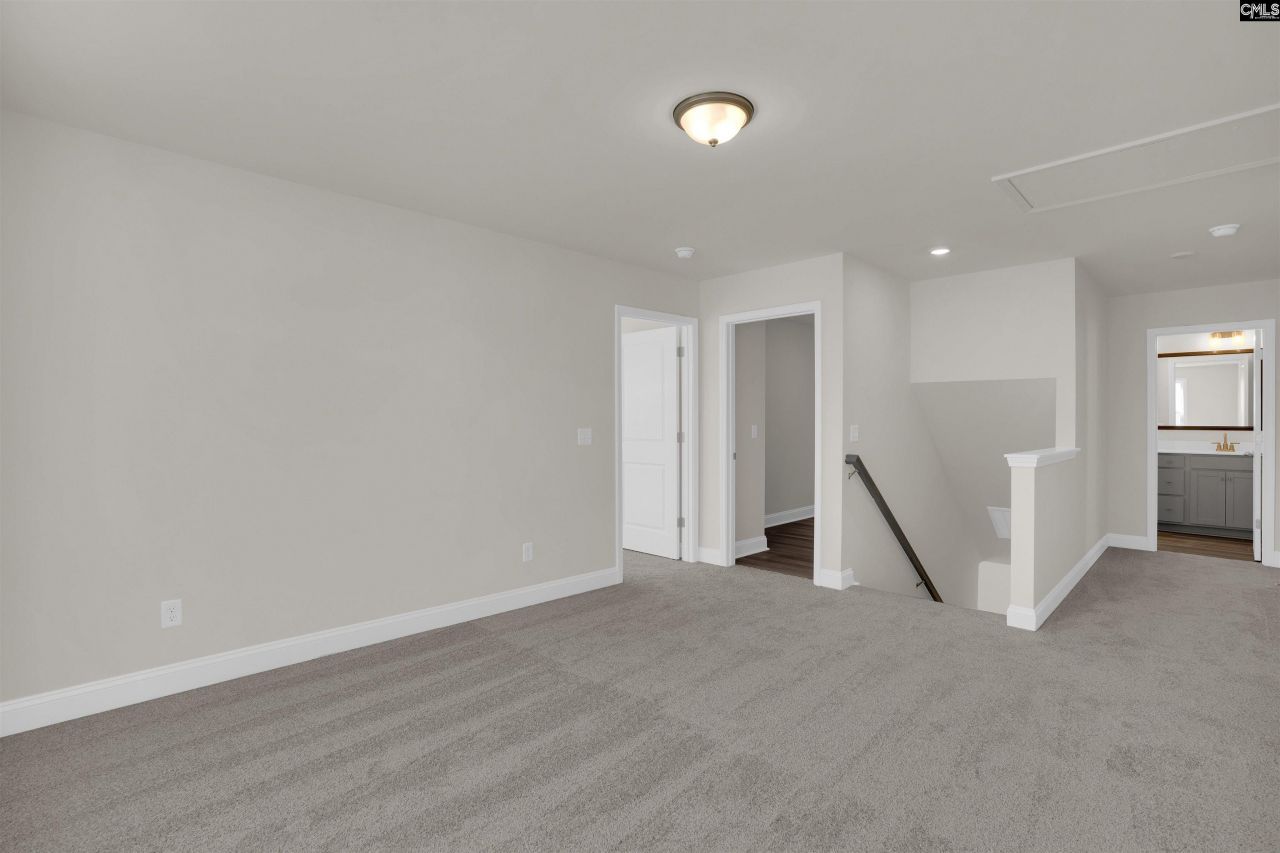 618 Griffon Drive  Photo 33