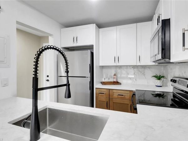 1195 Clam CT , Unit 202, NAPLES, FL 34102