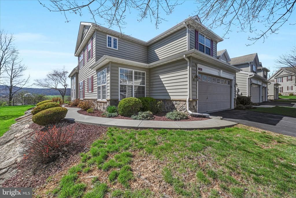 901 RIDGEVIEW DRIVE, MORGANTOWN, PA 19543