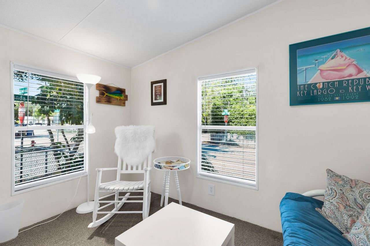 11 Oakwood Avenue, Key Largo, FL 33037 Photo