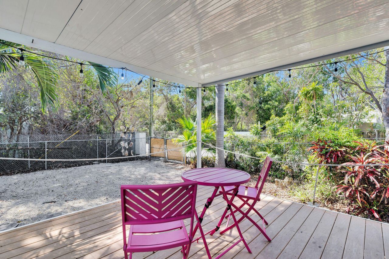 11 Oakwood Avenue, Key Largo, FL 33037 Photo