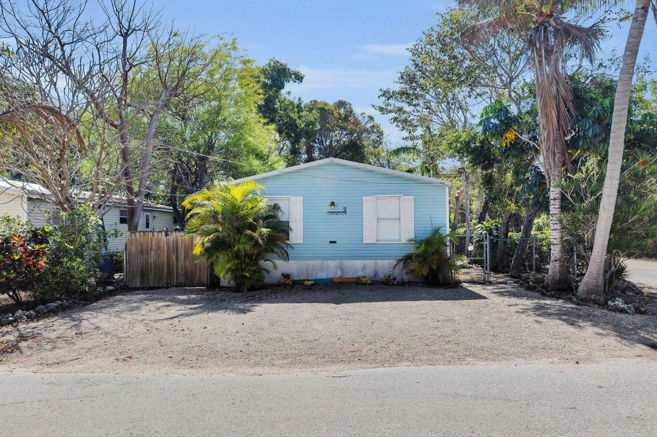 11 Oakwood Avenue, Key Largo, FL 33037 Photo