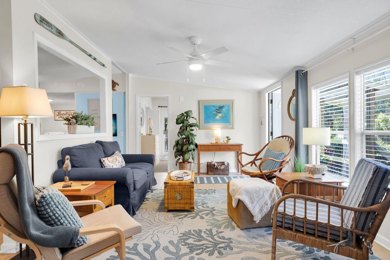 11 Oakwood Avenue, Key Largo, FL 33037 Photo