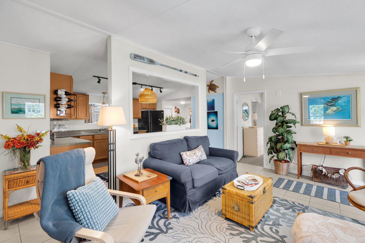 11 Oakwood Avenue, Key Largo, FL 33037 Photo