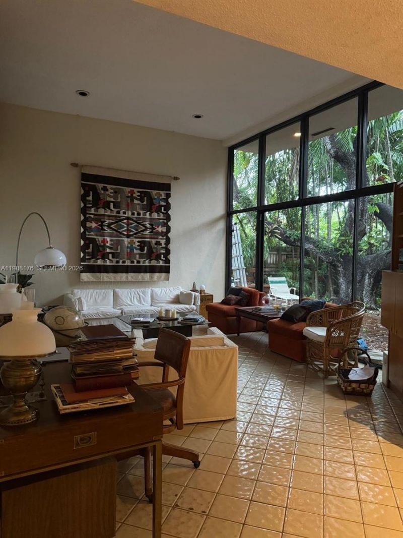 1753 Nocatee Dr, Miami, FL 33133 Photo